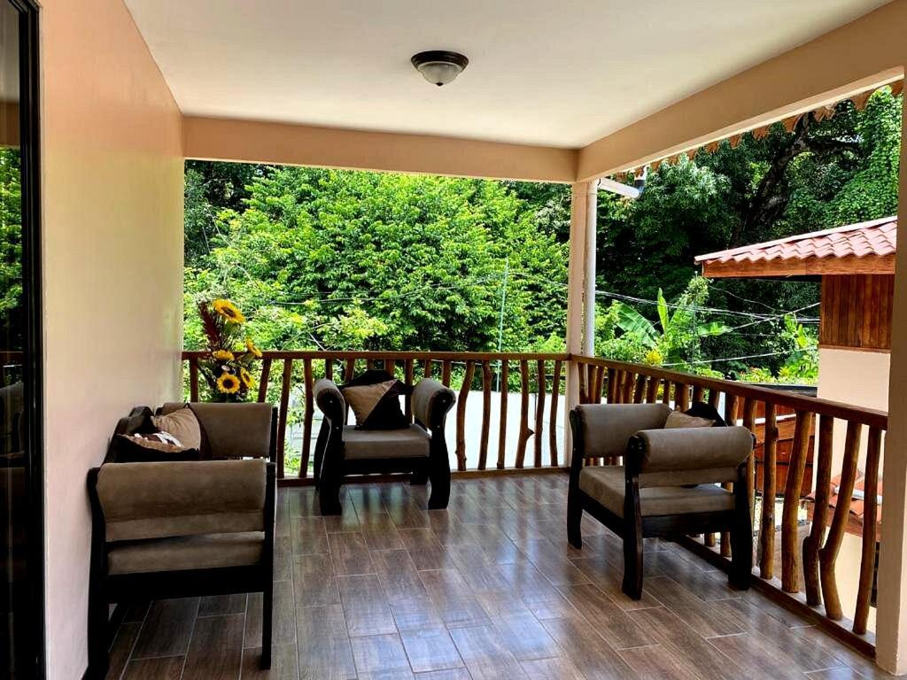 Bungalows Malu Cahuita Exterior photo
